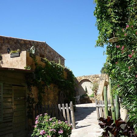 B&B Pietra-Monetta Pietra Moneta Luaran gambar