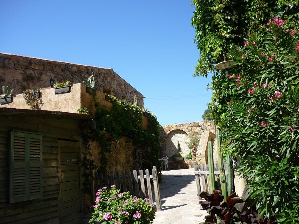 B&B Pietra-Monetta Pietra Moneta Luaran gambar